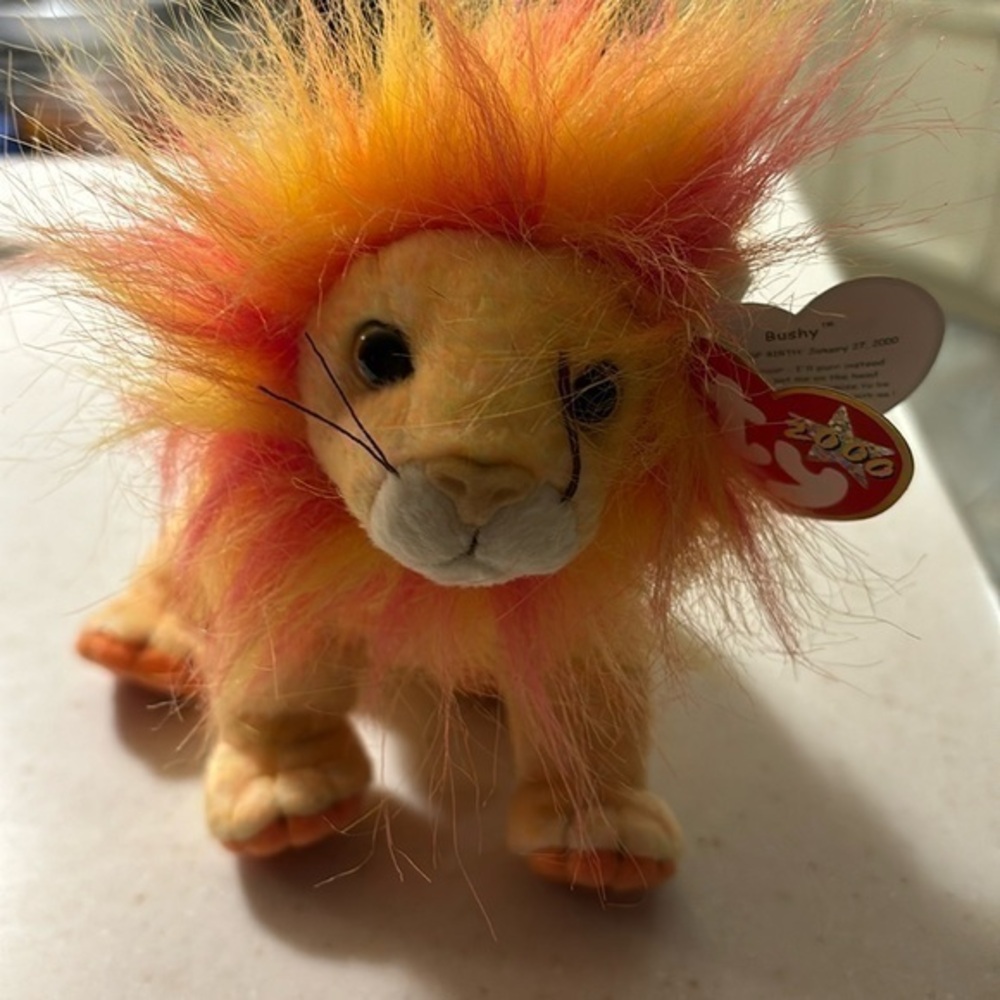Ty Bushy the lion 2000 original vintage beanie baby